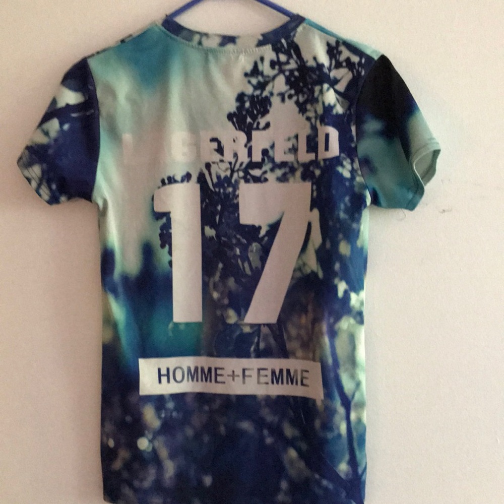 Homme + Femme shirt. Nature scene. Smoke free.